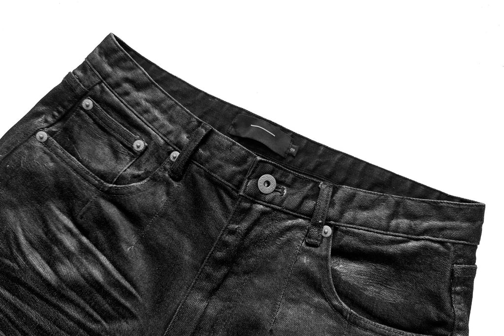 Cinder Vein Whiskered Pleated Stretch Jeans